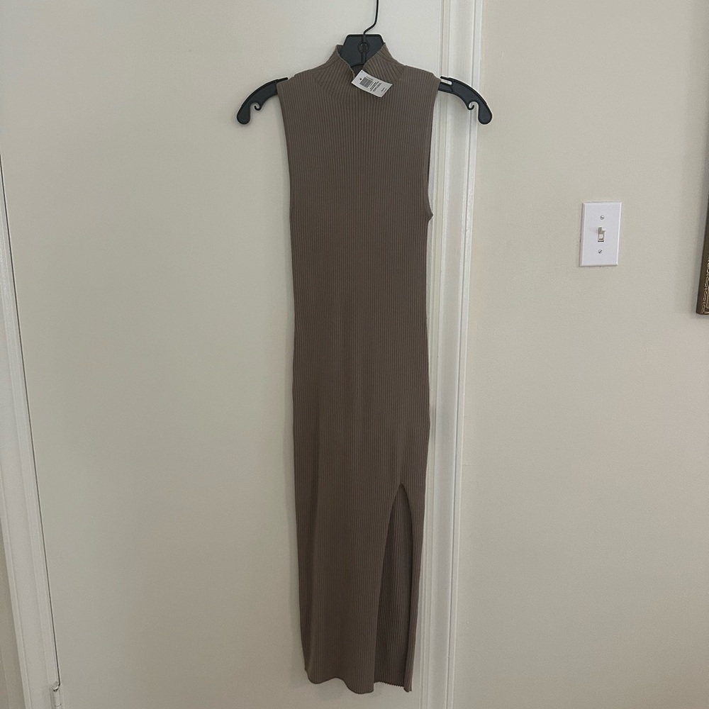 Aritzia Wilfred alchemy sleeveless dress
